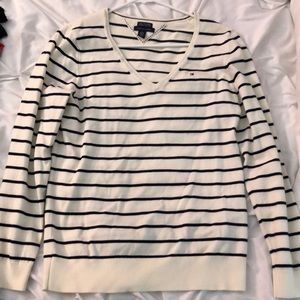 Tommy Hilfiger sweater